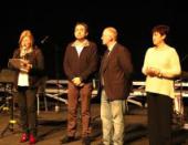 Roses contra el càncer entrega una beca de recerca a l'ICO Girona