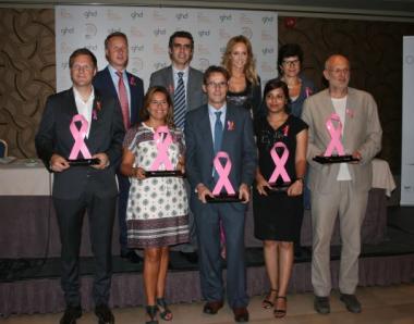 Es lliuren les beques de la Fundació Sandra Ibarra-GHD per a la lluita contra el càncer de mama
